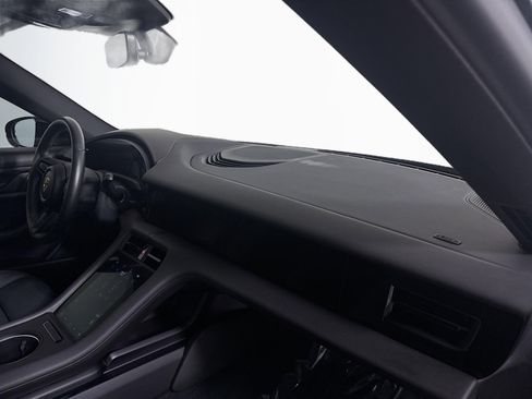 Used 2023 Porsche Taycan w/ Premium Package image 30