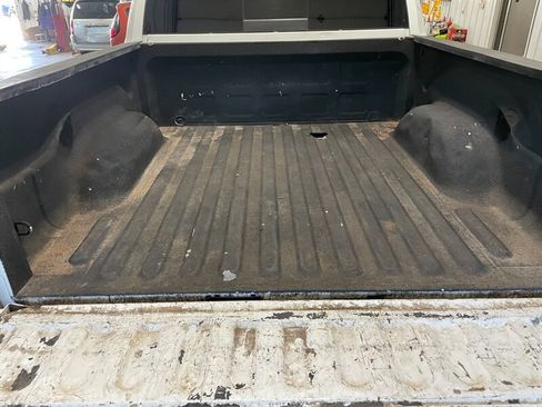 Used 2016 RAM 1500 Laramie w/ Convenience Group AWD/4WD image 25