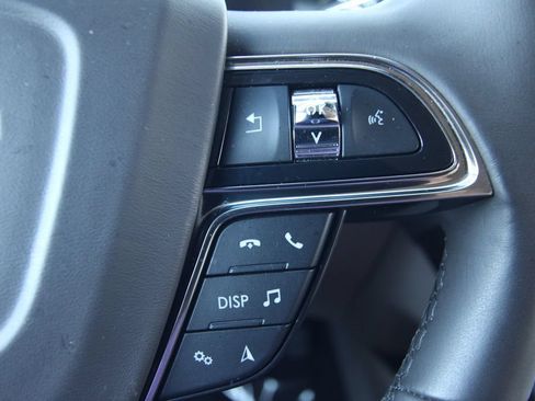 Used 2019 Lincoln Nautilus Reserve w/ Driver Assistance Package AWD/4WD image 21