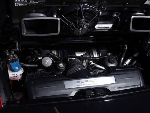 Used 2010 Porsche 911 Targa 4S image 37