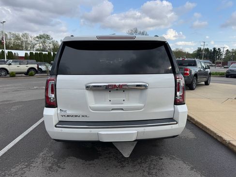 Used 2017 GMC Yukon XL Denali w/ Open Road Package image 6
