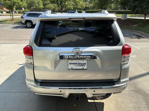 Used 2012 Toyota 4Runner SR5 RWD image 9