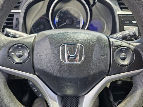 Used 2018 Honda Fit LX image 9