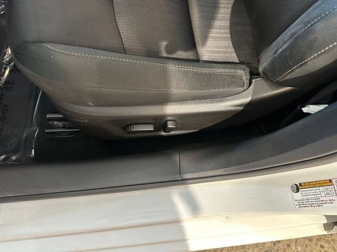 Used 2025 Nissan Altima 2.5 SV FWD image 18