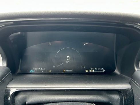 Used 2022 Lincoln Nautilus AWD image 2
