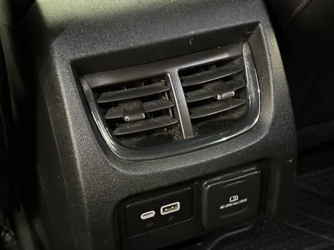 Used 2019 Chevrolet Blazer RS AWD/4WD image 15