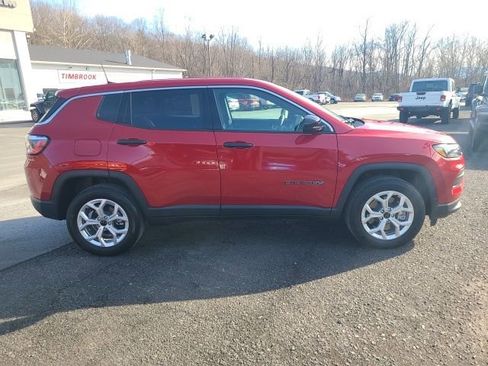 Used 2025 Jeep Compass Sport image 6