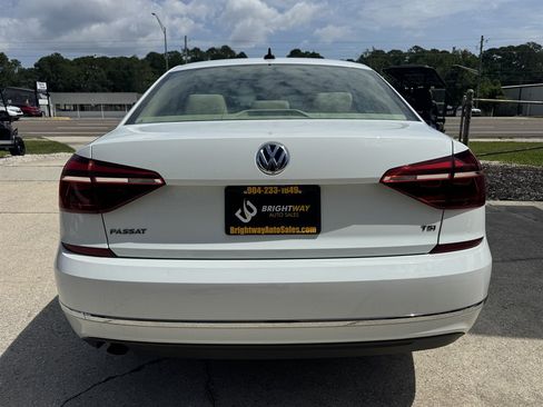 Used 2019 Volkswagen Passat 2.0T Wolfsburg w/ Wheels & Sunroof Package FWD image 6