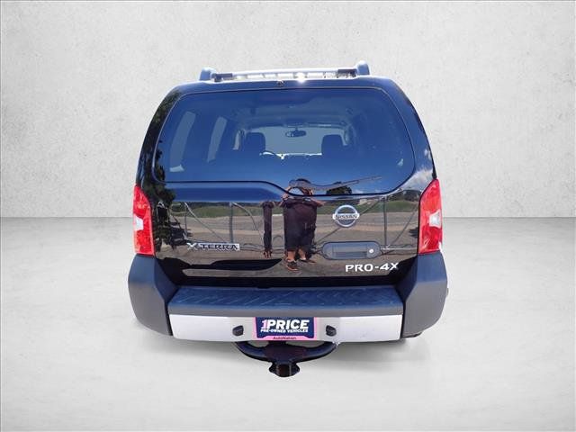 Used 2012 Nissan Xterra PRO-4X AWD/4WD image 3