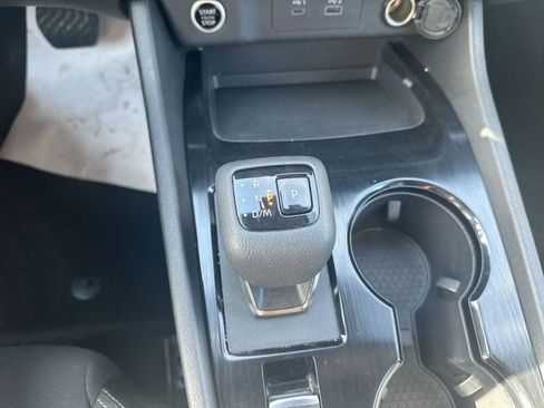 Used 2023 Nissan Rogue S AWD/4WD image 21