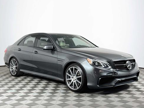 Used 2014 Mercedes-Benz E 63 AMG 4MATIC Sedan image 3
