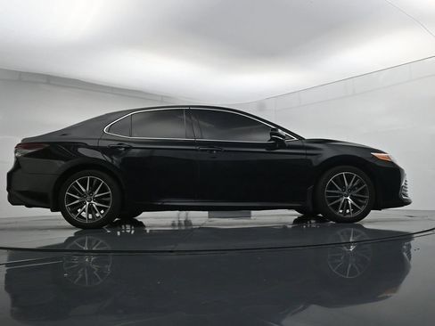 Used 2024 Toyota Camry XLE FWD image 24