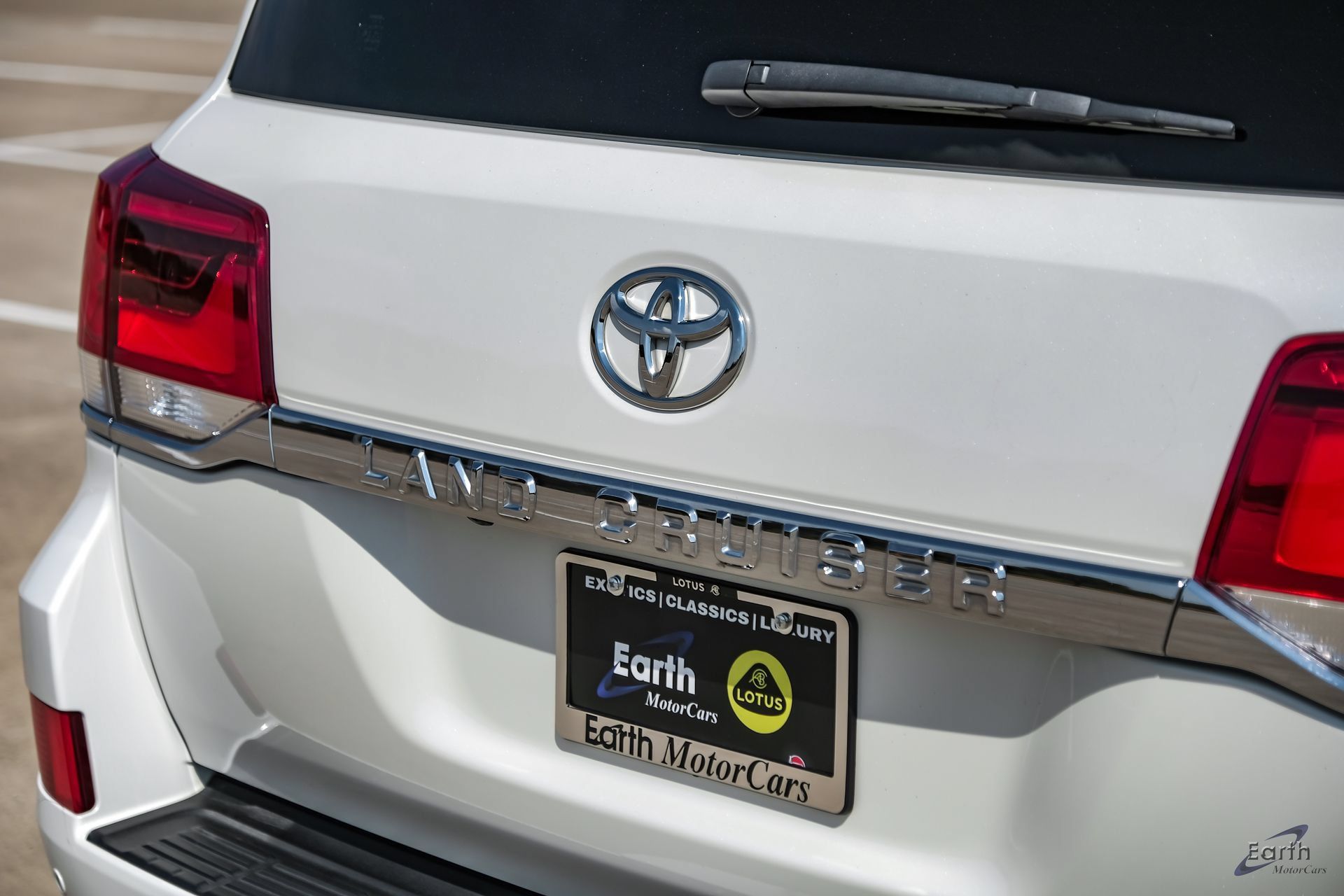 Used 2020 Toyota Land Cruiser AWD/4WD image 15