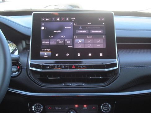 Certified 2026 Jeep Compass Limited AWD/4WD image 15