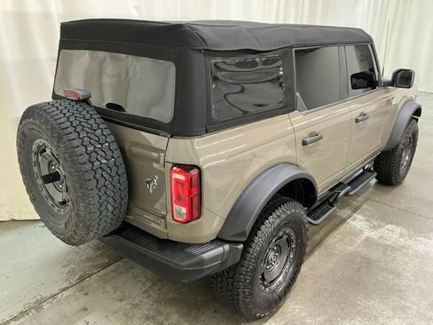 Used 2025 Ford Bronco Big Bend w/ Black Diamond Package AWD/4WD image 4