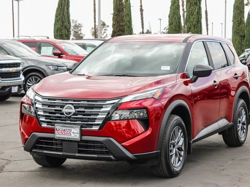 New 2026 Nissan Rogue S image 3