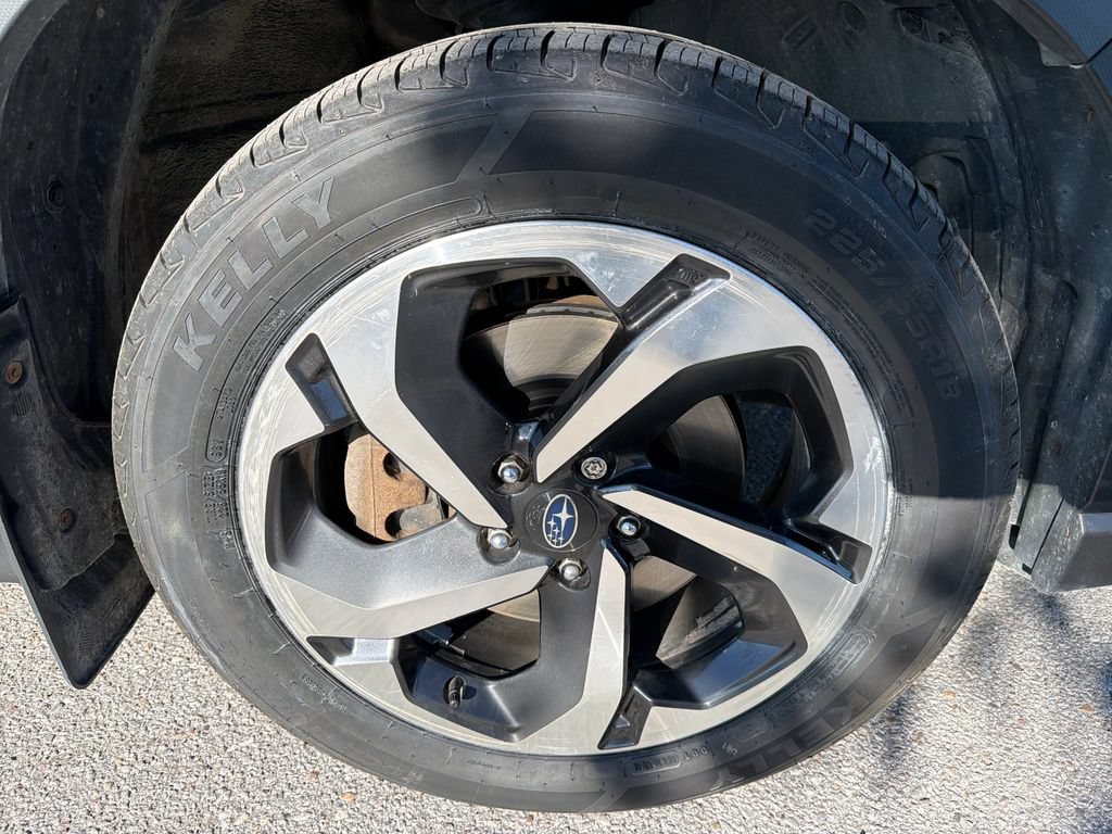 Certified 2023 Subaru Forester Touring AWD/4WD image 19