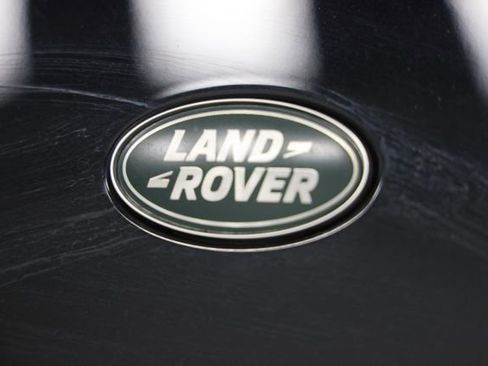 Used 2023 Land Rover Defender 130 SE AWD/4WD image 14
