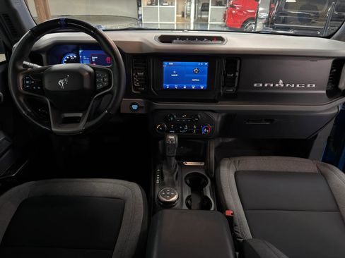 Used 2023 Ford Bronco 2-Door w/ Sasquatch Package image 18
