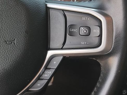 Used 2022 RAM 1500 Big Horn AWD/4WD image 22