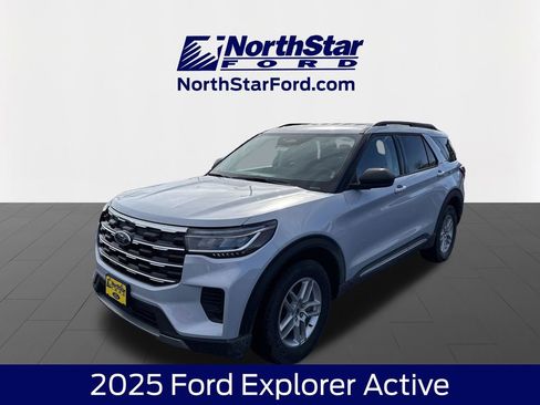 Used 2025 Ford Explorer Active image 1