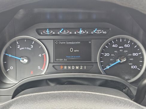 Used 2019 Ford F350 XLT w/ XLT Premium Package AWD/4WD image 8