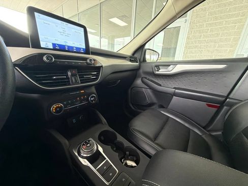 Used 2020 Ford Escape SEL AWD/4WD image 23