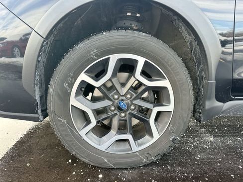 Used 2017 Subaru Crosstrek 2.0i Premium w/ Moonroof Package image 19