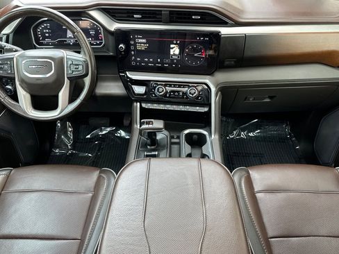 Used 2023 GMC Sierra 1500 Denali w/ Technology Package image 13