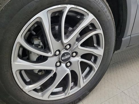 Used 2022 Lincoln Corsair AWD w/ Equipment Group 101A image 31