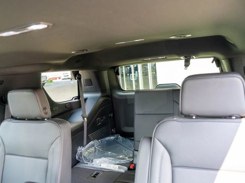 New 2026 GMC Yukon Denali w/ Advanced Technology Package AWD/4WD image 12