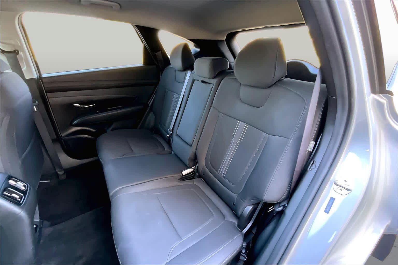 Used 2025 Hyundai Tucson SEL AWD/4WD image 21