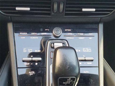 Certified 2021 Porsche Cayenne image 29