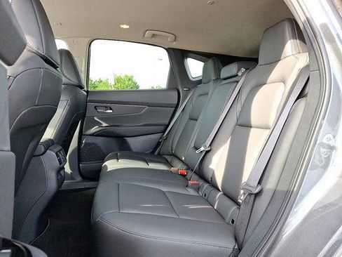 New 2025 Nissan Murano SV image 5