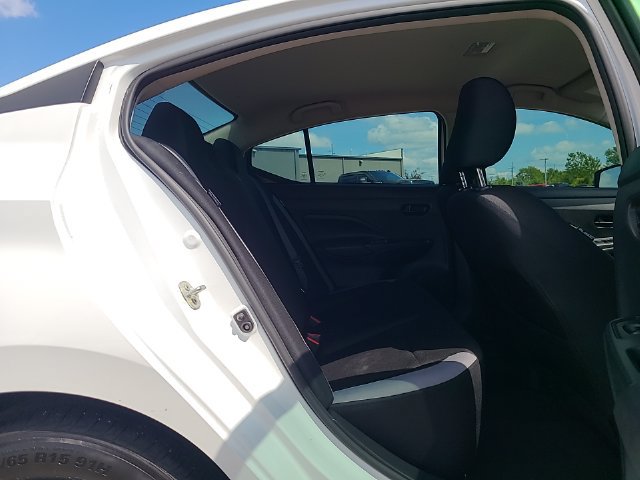 Used 2025 Nissan Versa S w/ Trunk Package FWD image 30