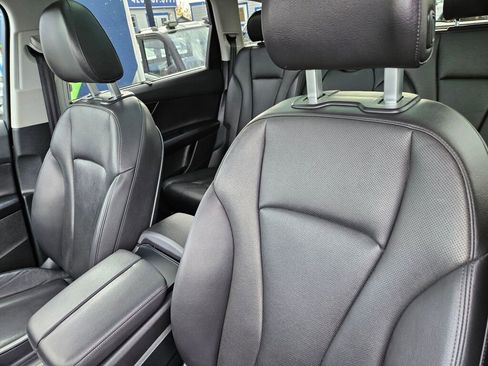 Used 2017 Audi Q7 3.0T Premium Plus w/ Premium Plus Package image 13