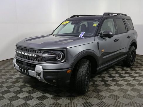 Used 2025 Ford Bronco Sport Badlands image 5