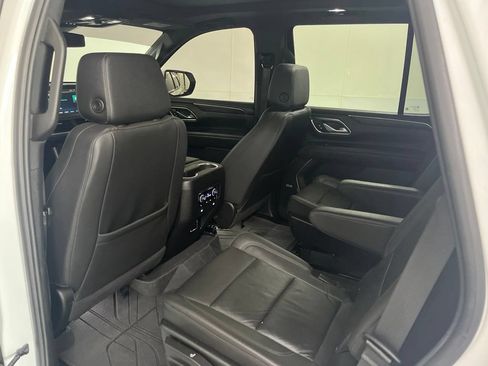 Used 2024 Chevrolet Tahoe Z71 w/ Luxury Package AWD/4WD image 26