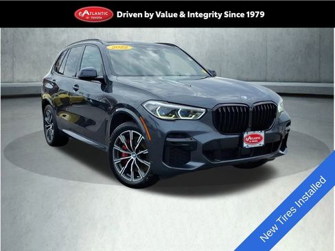 Used 2022 BMW X5 M50i w/ Executive Package image 1