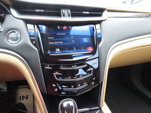 Used 2013 Cadillac XTS Luxury w/ Driver Awareness Package FWD image 28