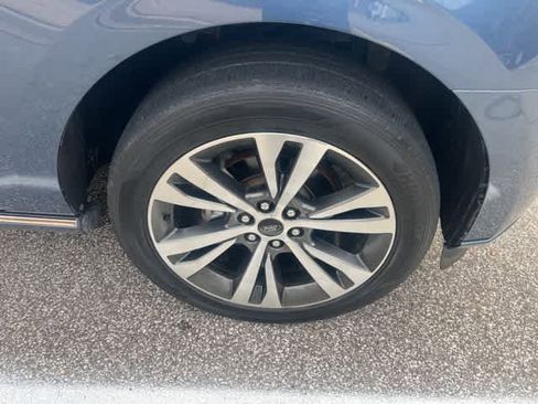 Used 2020 Ford Expedition Platinum image 16