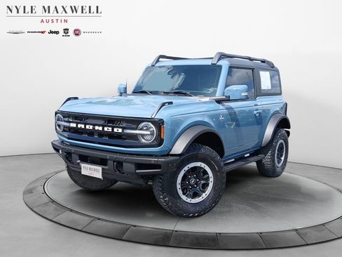 Used 2022 Ford Bronco Outer Banks w/ Sasquatch Package AWD/4WD image 1