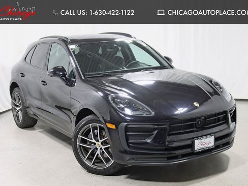 Used 2023 Porsche Macan w/ Premium Package Plus AWD/4WD image 1