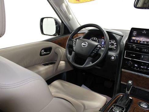 Used 2024 Nissan Armada SL w/ Captain's Chairs Package image 35