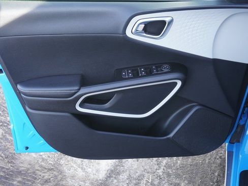 Used 2023 Kia Soul GT-Line image 10