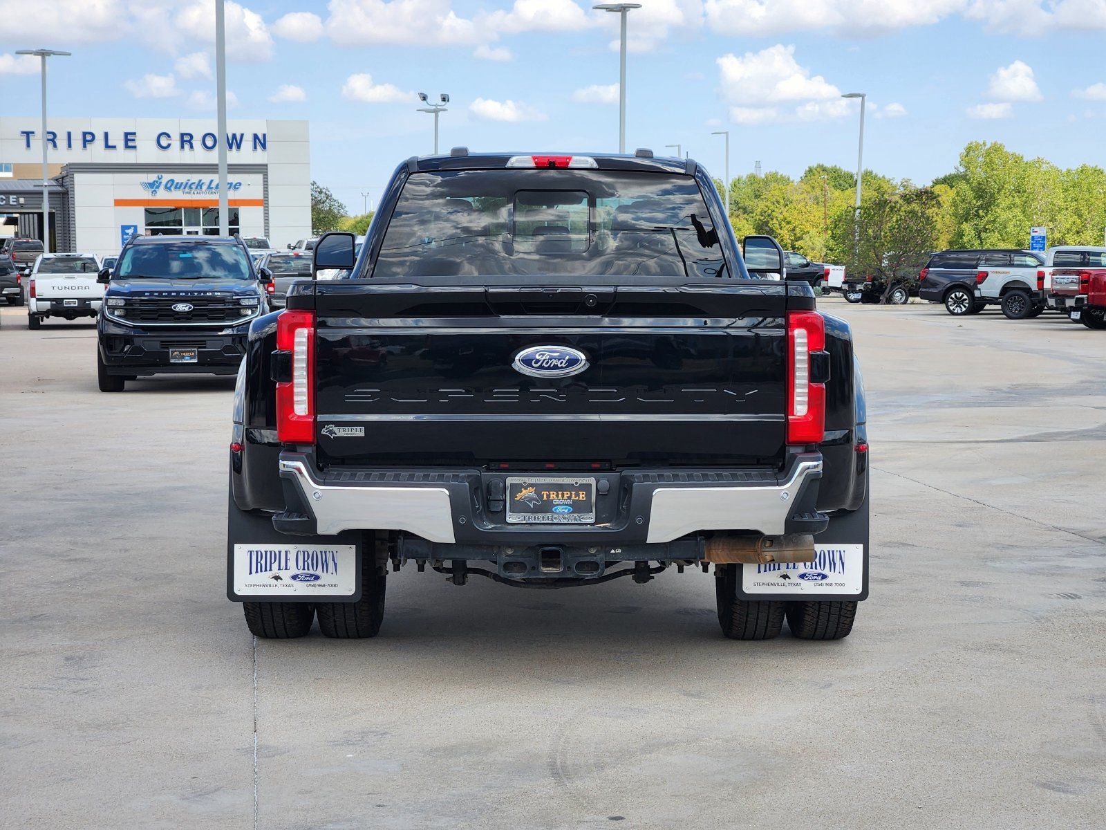 Certified 2024 Ford F350 Lariat w/ Lariat Ultimate Package AWD/4WD image 8