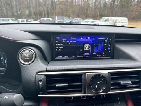 Used 2019 Lexus IS 300 AWD image 26