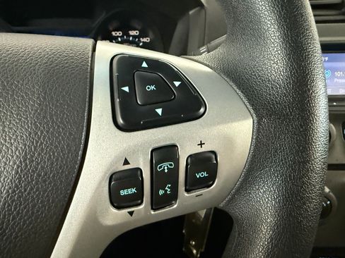 Used 2015 Ford Explorer FWD image 17