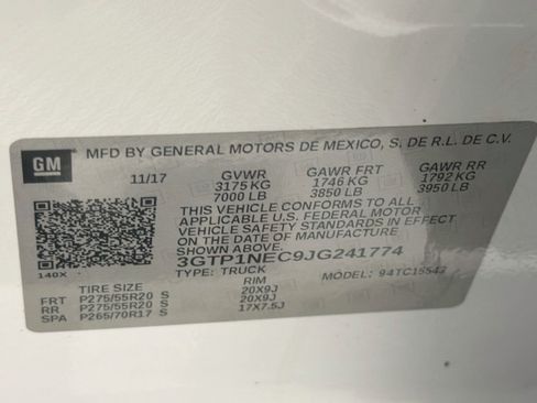 Used 2018 GMC Sierra 1500 SLT w/ SLT Premium Package RWD image 12