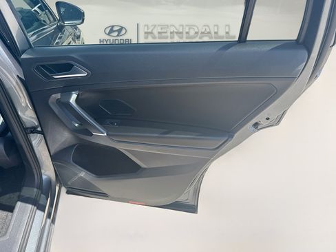 Used 2020 Volkswagen Tiguan SE w/ Panoramic Sunroof Package FWD image 28